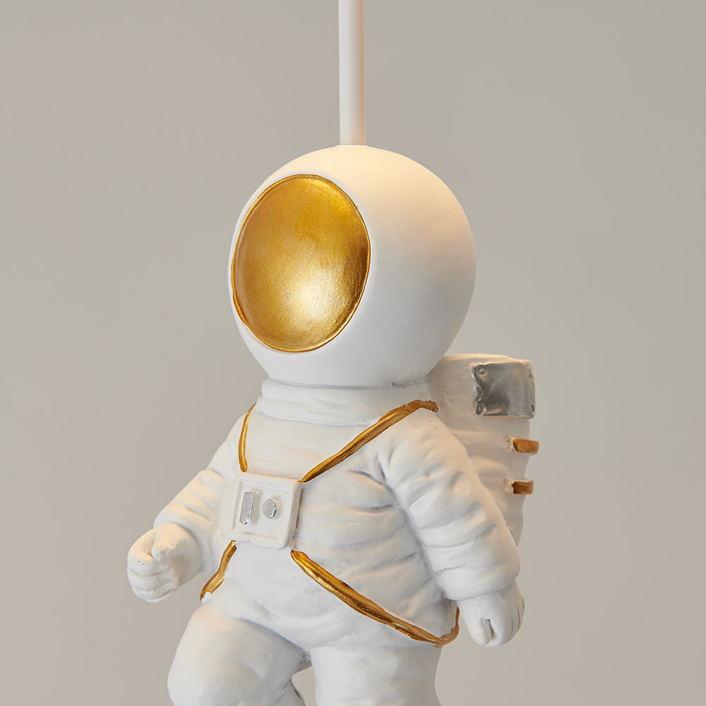 Astronaut pendant light for stylish decoration
