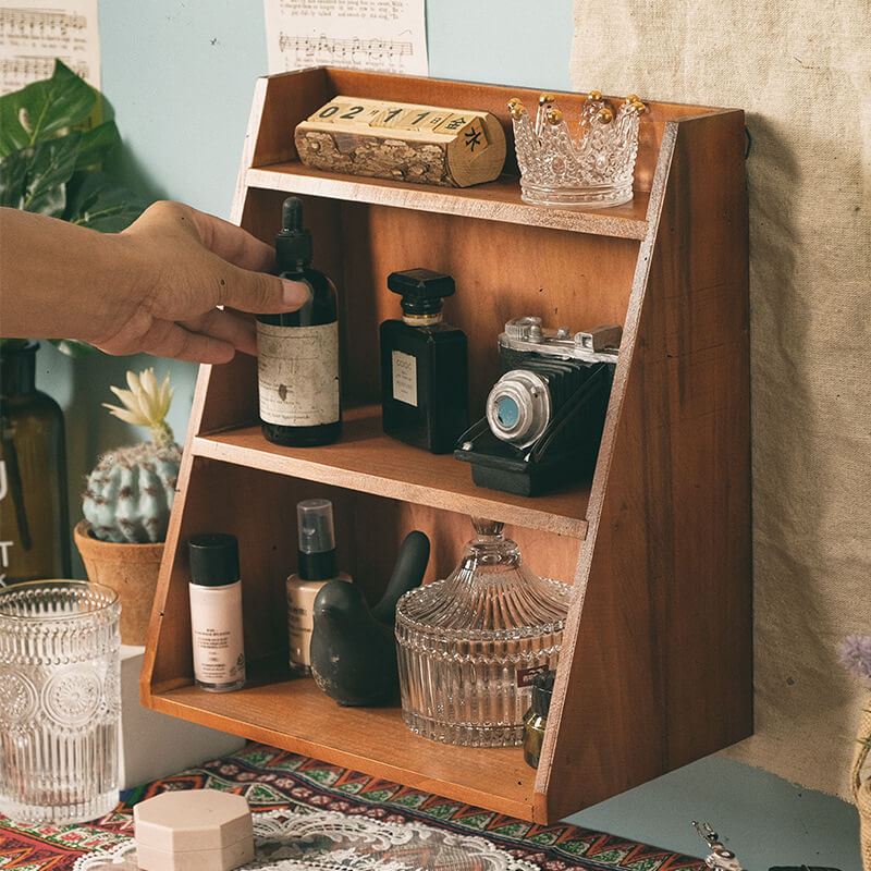 Rustic 3-tier shelf – Classic design for a nostalgic flair