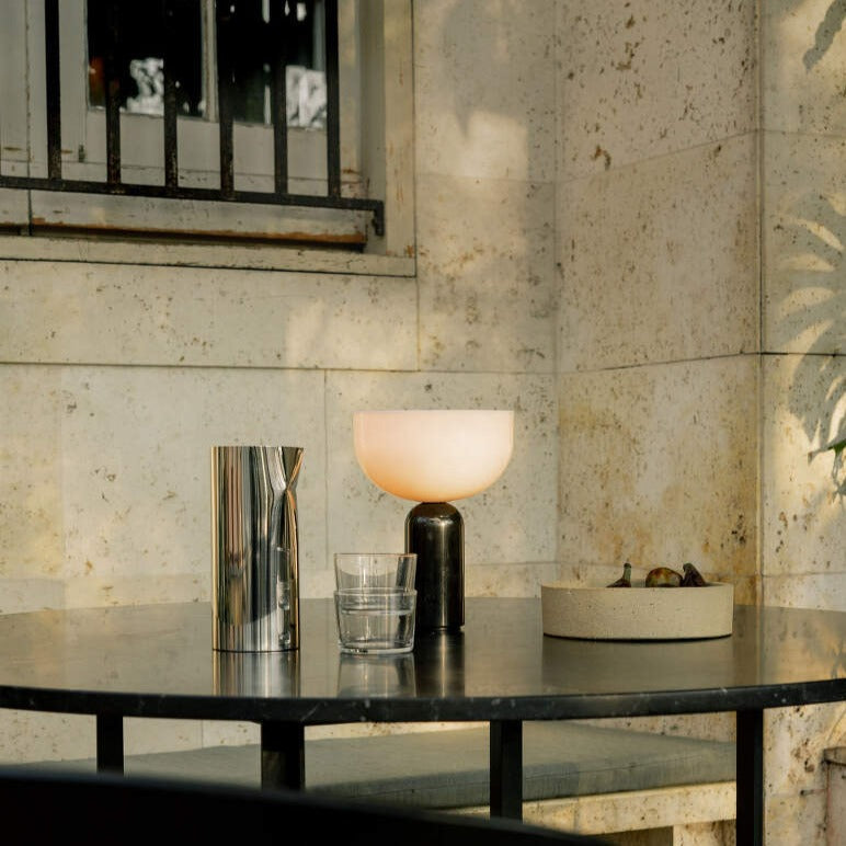 Elegant table lamp with marble base