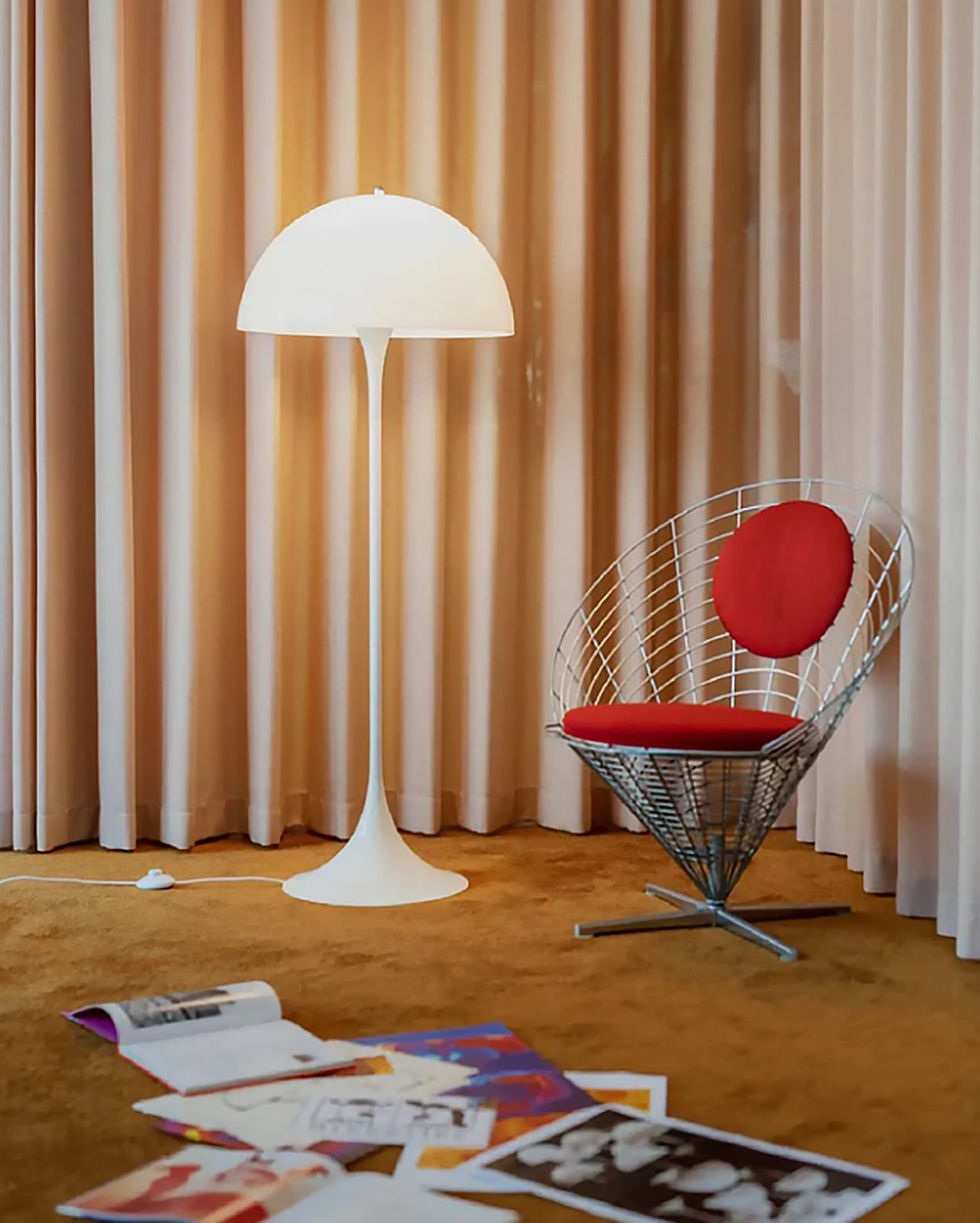 Scandi Retro Pilz Stehlampe-Aster Selection