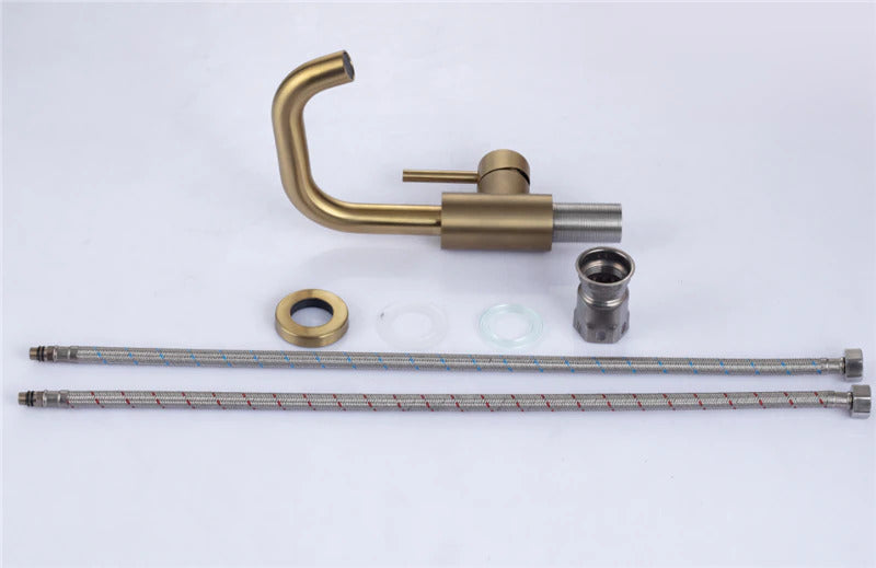Elegant brass bathroom faucet – style & function