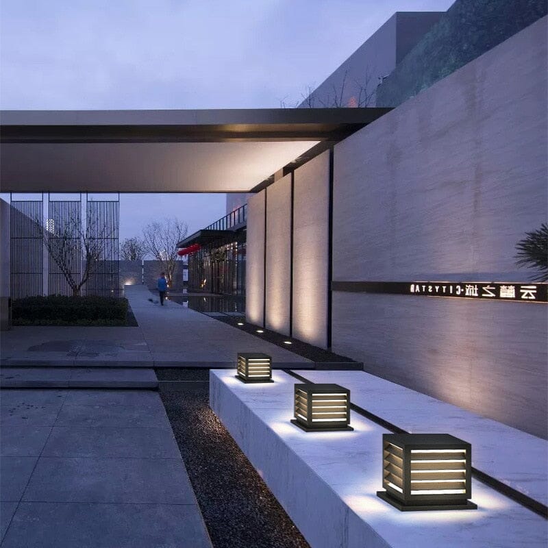 Waterproof courtyard wall light LED