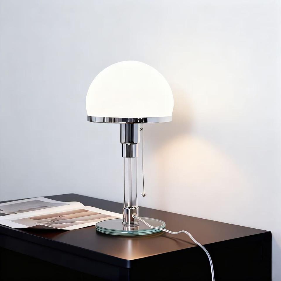 Orlena moderne Tischleuchte aus Metall und Glas
