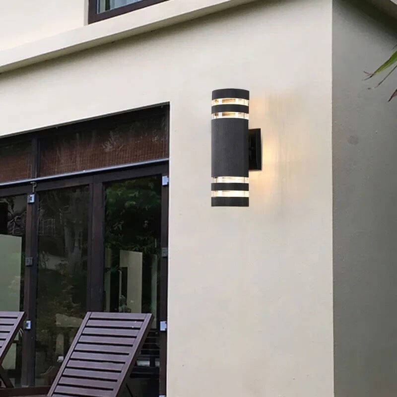 Waterproof double head outdoor wall light