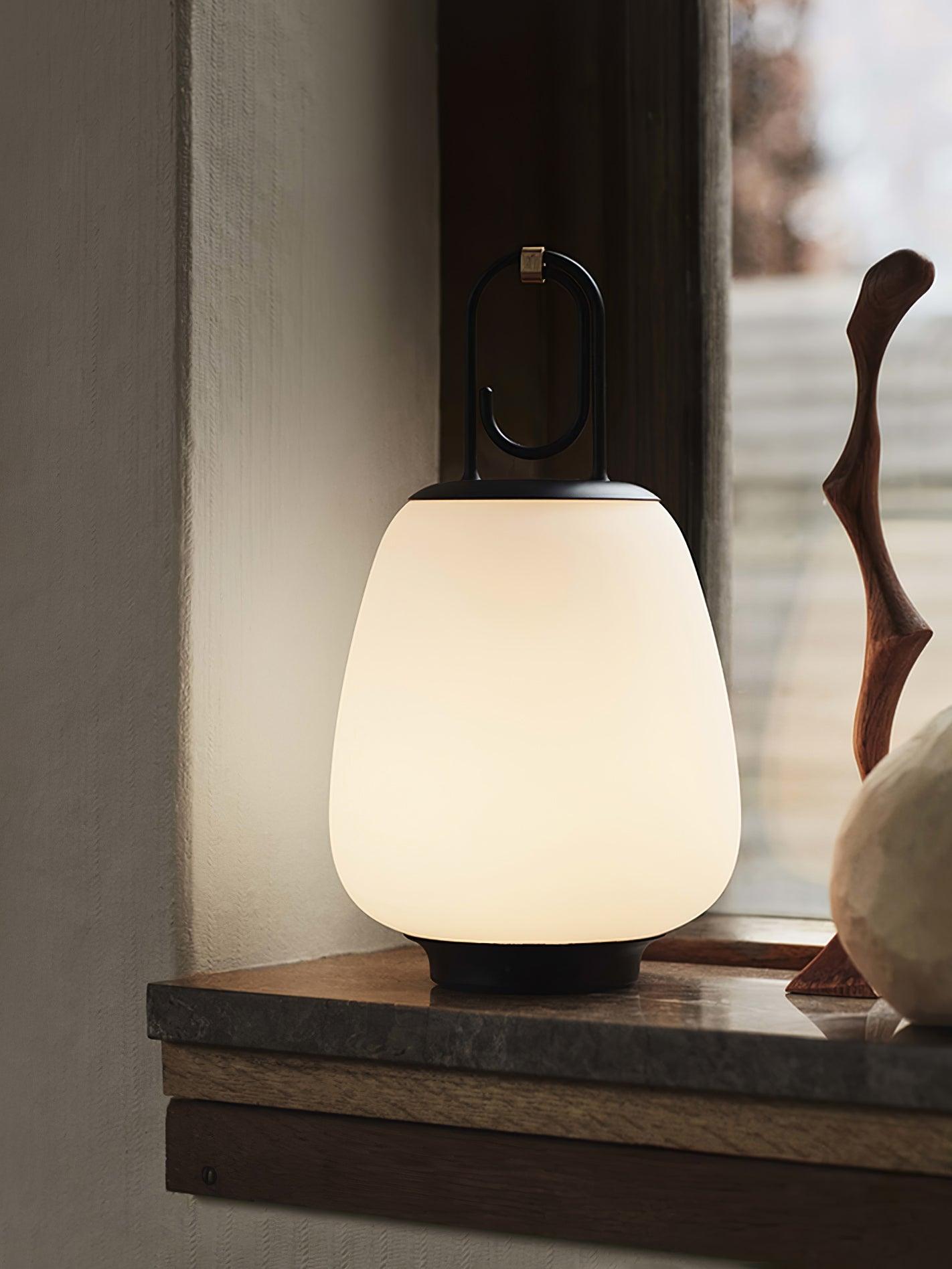 Tragbare LED-Tischlampe für flexibles Ambiente