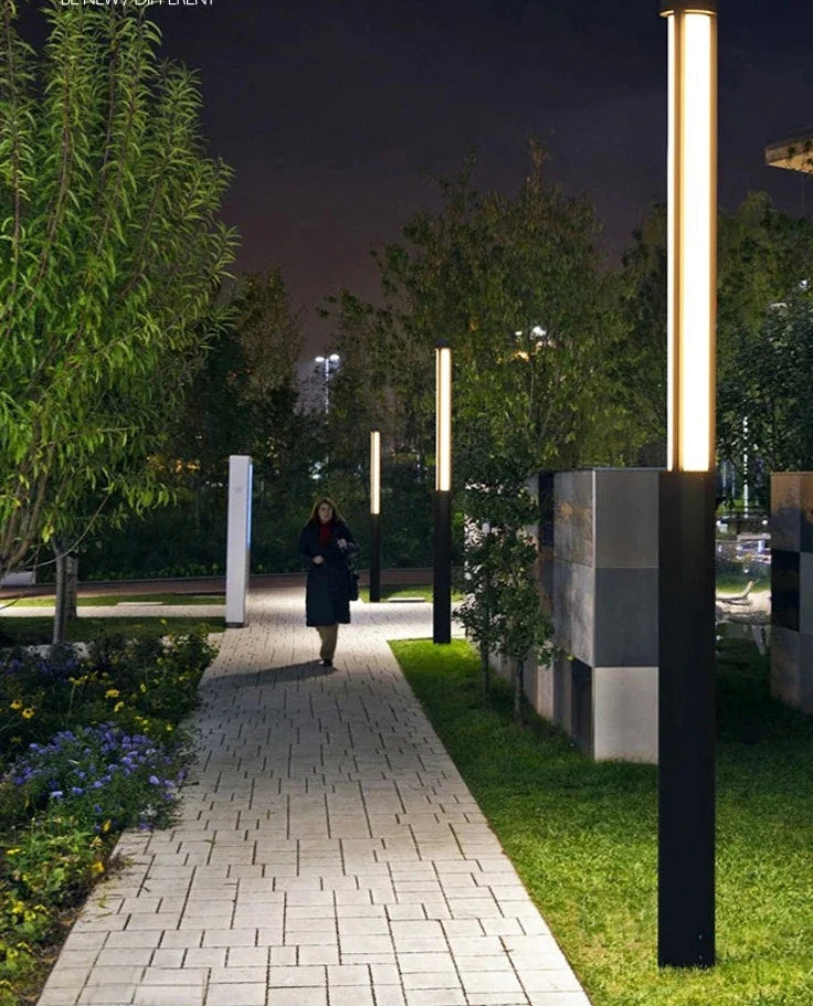 Classic LED garden light