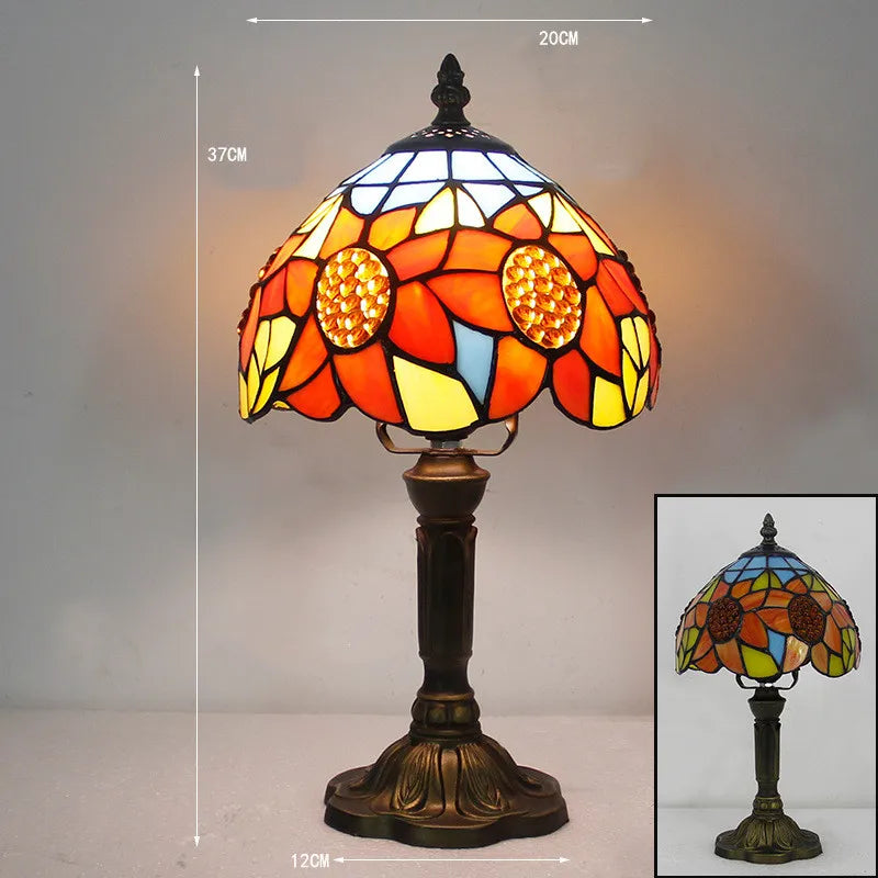 Elegante Tiffany Tischlampe – Vintage Flair & farbenfrohes Lichtspiel