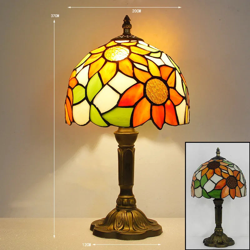 Elegante Tiffany Tischlampe – Vintage Flair & farbenfrohes Lichtspiel