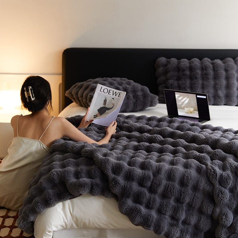 Kaninchenfell-Imitat Decke – Flauschig und Warm-Aster Selection