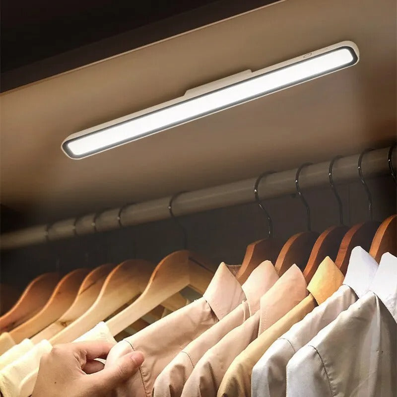 Flexible LED-Schreibtischlampe – Wiederaufladbar, magnetisch & tragbar