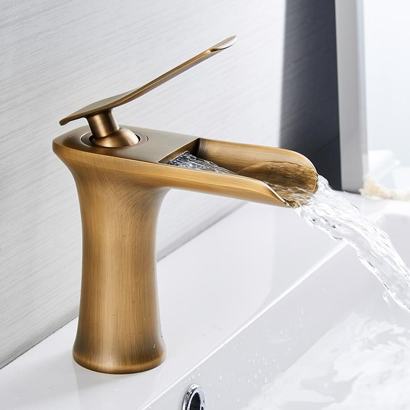 Moderne Wasserfall-Badezimmerarmatur – Stil & Eleganz-Aster Selection