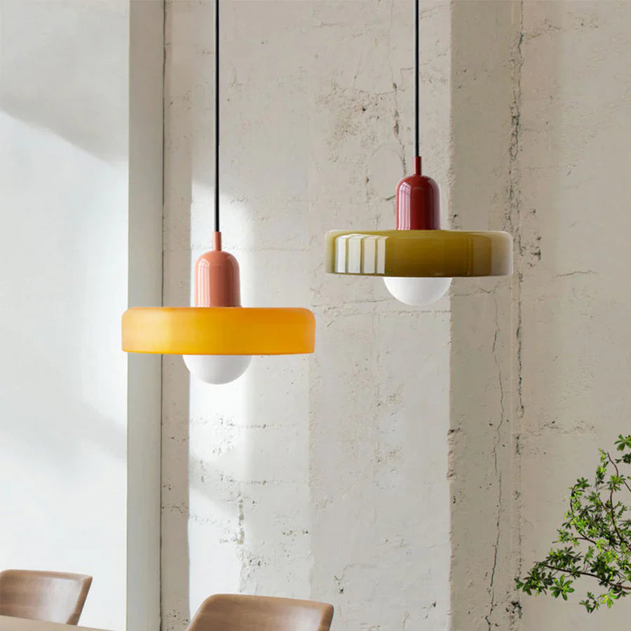 Transparante hanglamp in Scandinavische stijl