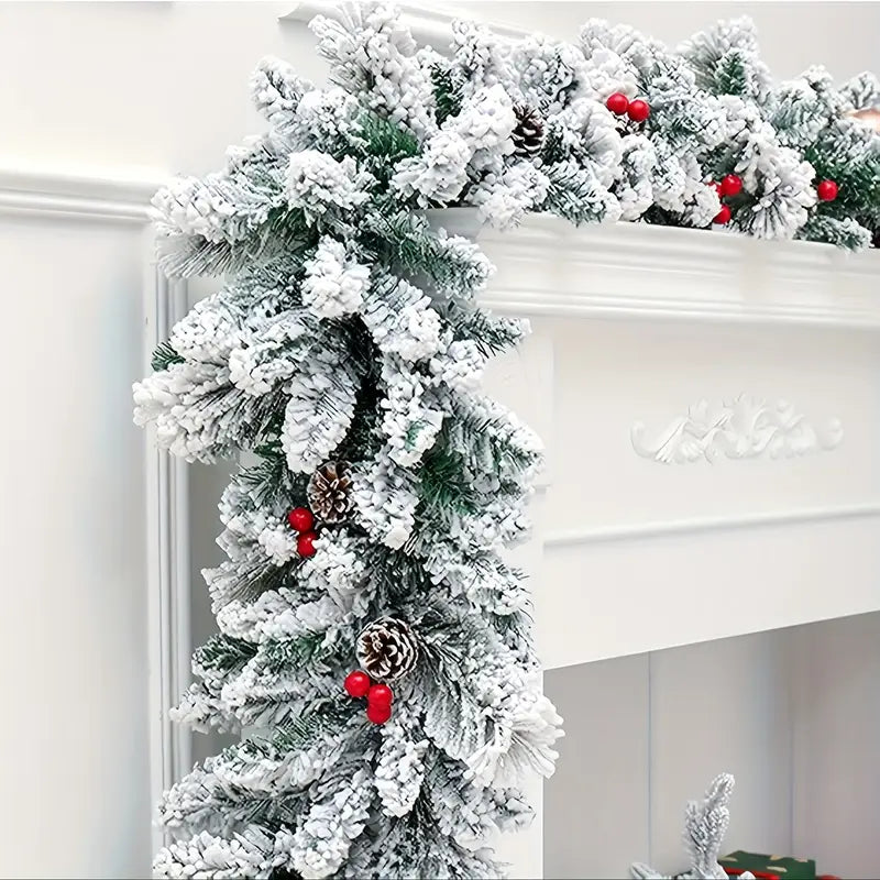 9-Fuß Künstliche Weihnachtsgirlande mit Tannenzapfen & roten Beeren