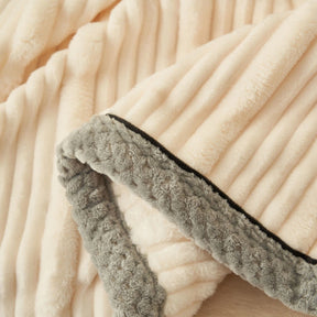 Weiche Fleece Kuscheldecke in Einfarbig