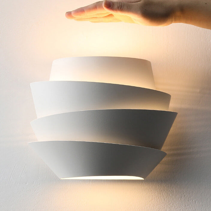 Luminique – Scandinavische wandlamp met dubbele lichtpunten gemaakt van ijzer