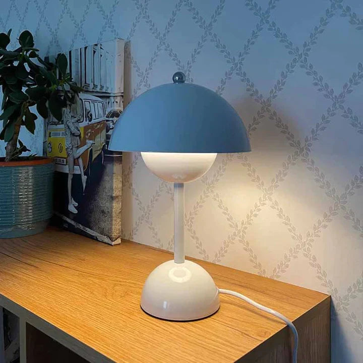 Luxuriöse moderne skandinavische Tischlampe