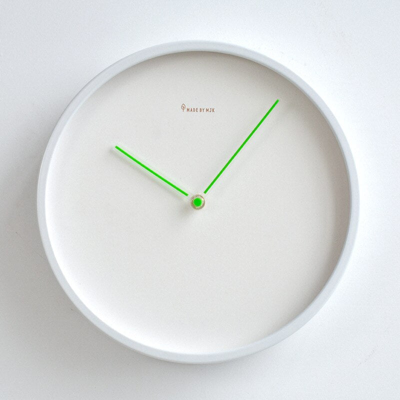 Nordische minimalistische Wanduhr-Aster Selection