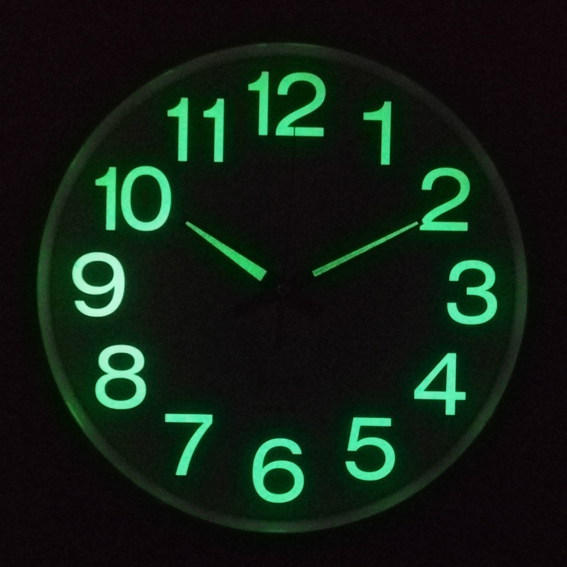 Energiesparende LED-Wanduhr – Ideal für Schulen & Büros-Aster Selection