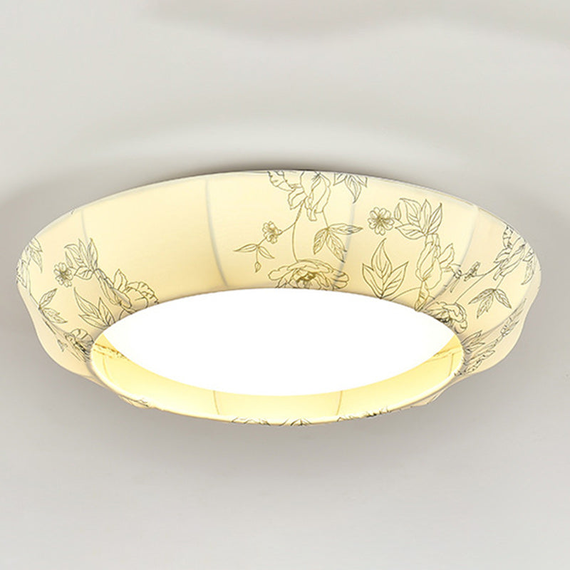 Traditionelle französische Flush-Mount-Lampe