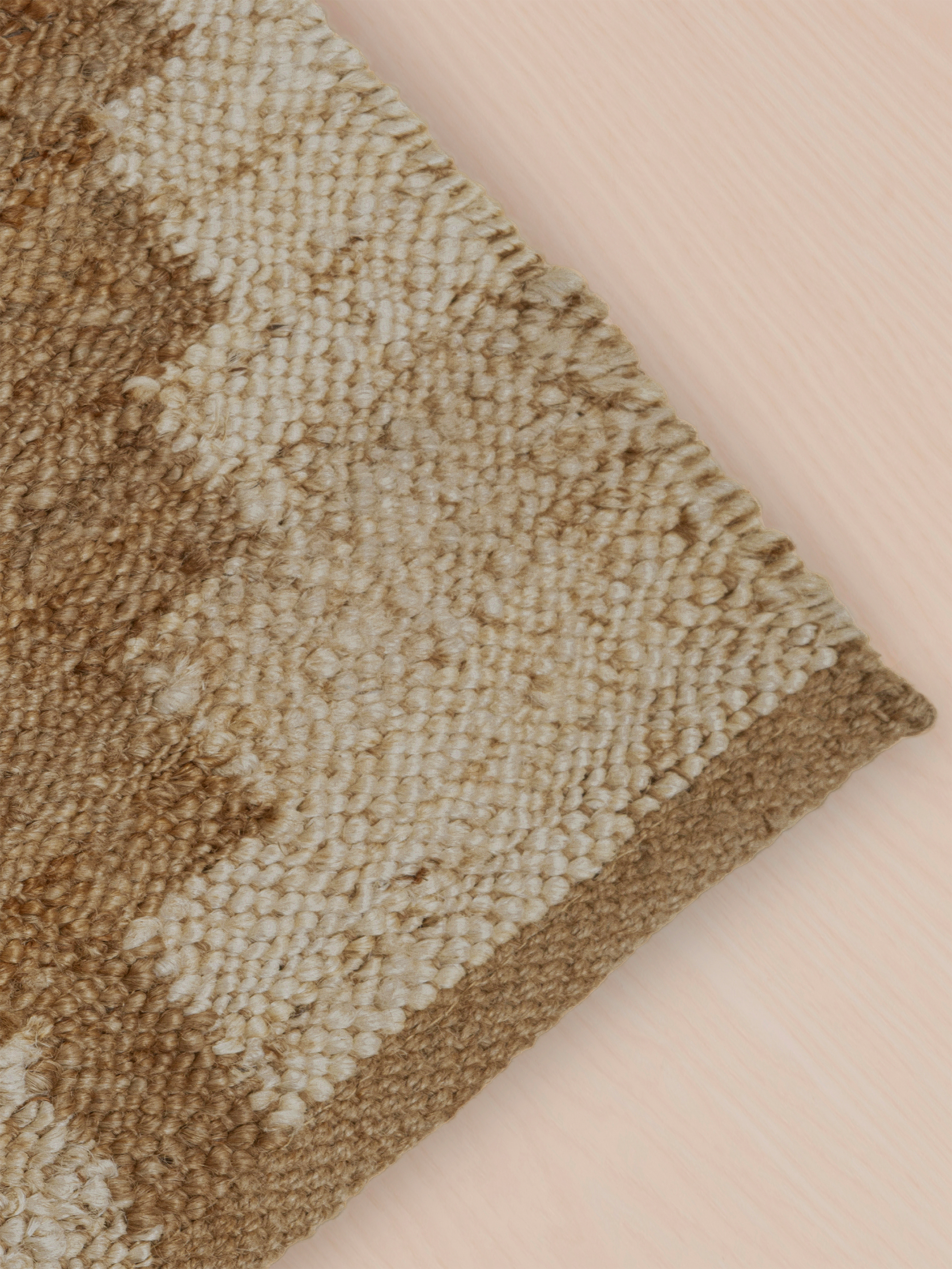 Jute Teppich 200x300 in Braun als handgewebter flachgewebter Naturteppich für modernes Wohnzimmer mit natürlicher Optik
