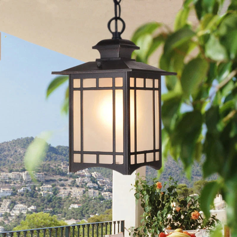 Industrial solar hanging light for outdoor use