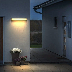 Schlanke LED Wandleuchte