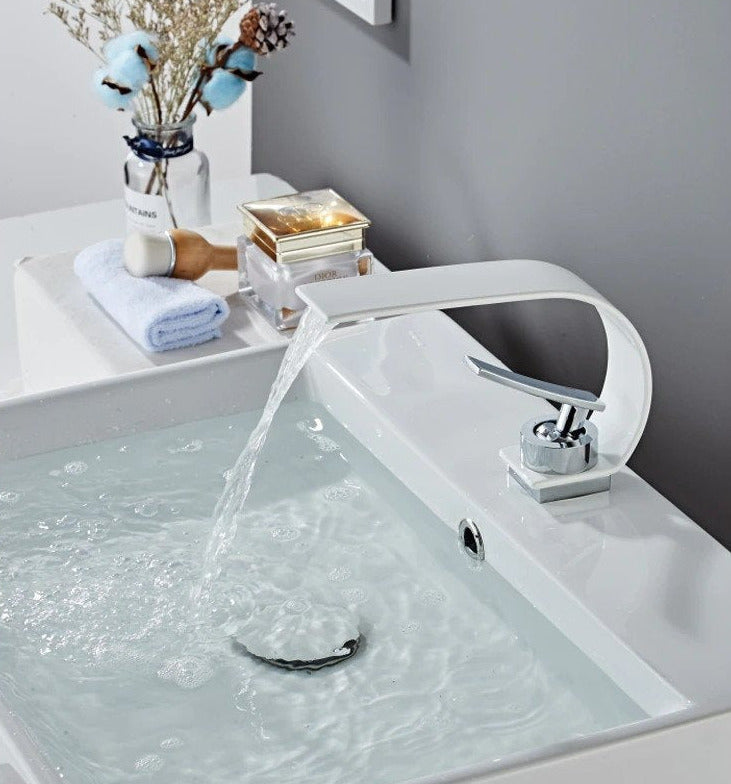 Eleganter Slim-Wasserhahn – Modernes Design