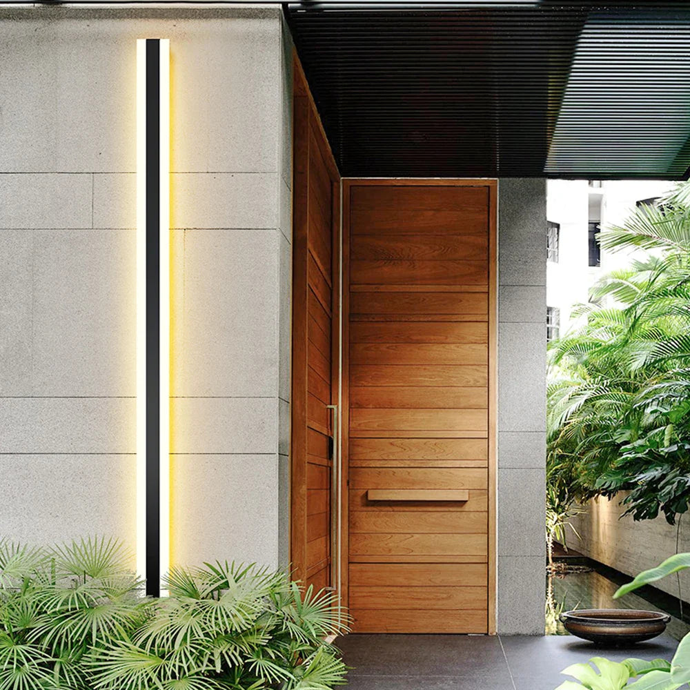 Designer outdoor lamp – Elegant wall lighting for outdoors 