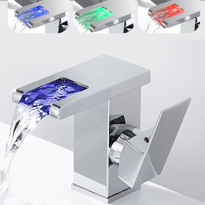 Modernes Badezimmer-Highlight – LED-Wasserhahn mit farbiger Beleuchtung-Aster Selection