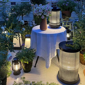 Moderne LED-Gartenleuchte