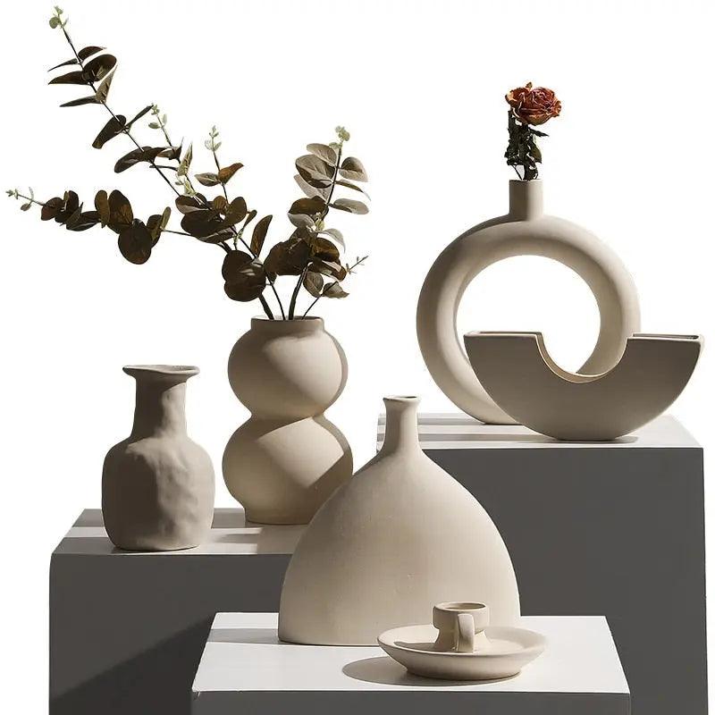 Elegante Keramikvase im minimalistischen Design