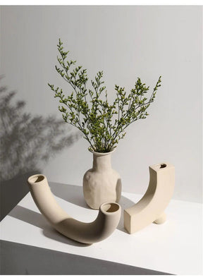 Elegante Keramikvase im minimalistischen Design