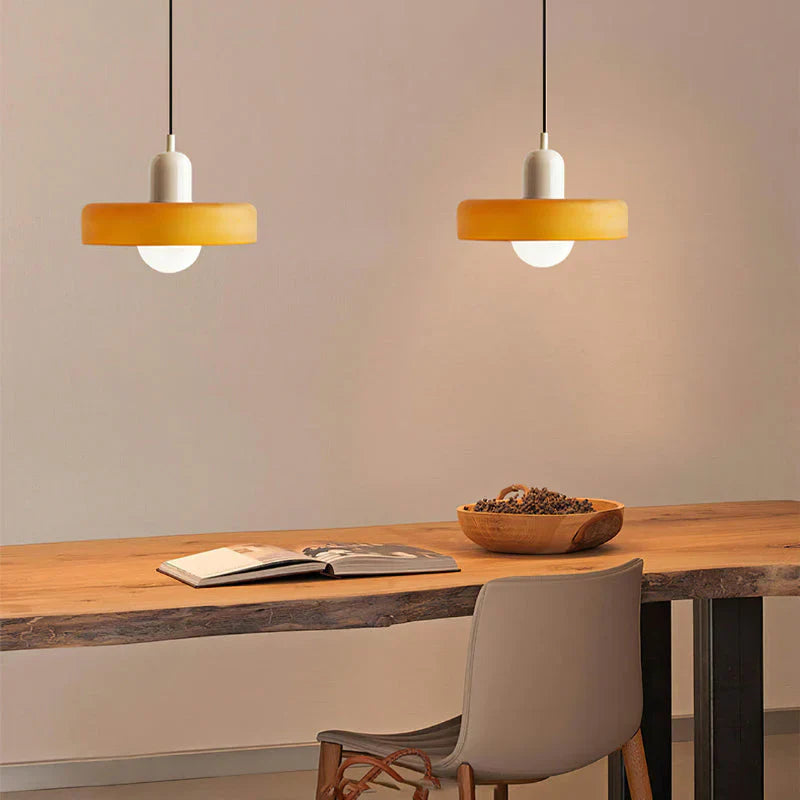 Transparante hanglamp in Scandinavische stijl