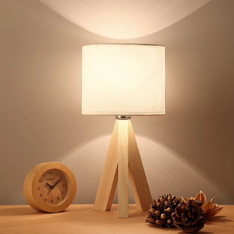 WoodEssence – Moderne Holz-Tischlampe