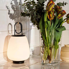 Tragbare LED-Tischlampe für flexibles Ambiente