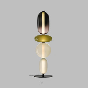 Design vloerlamp met kleurdetails