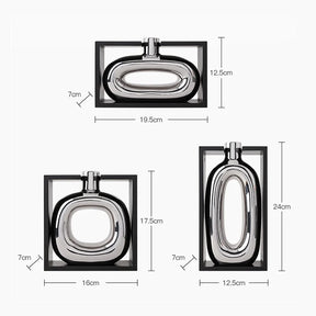 Silberne Designer-Keramikvase mit Aussparungen