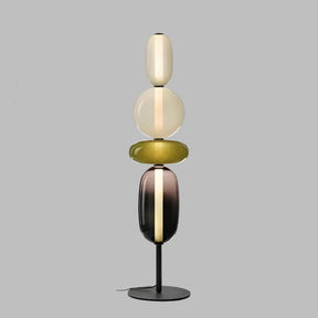 Design vloerlamp met kleurdetails