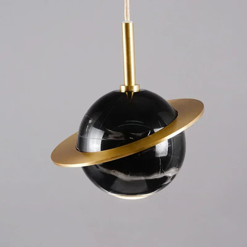 Elegante Marmorbasis Pendelleuchte