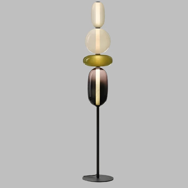 Design vloerlamp met kleurdetails