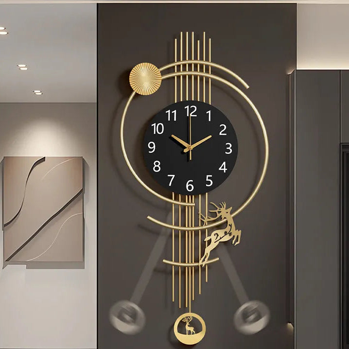 Moderne schwingende Hirsch-Wanduhr