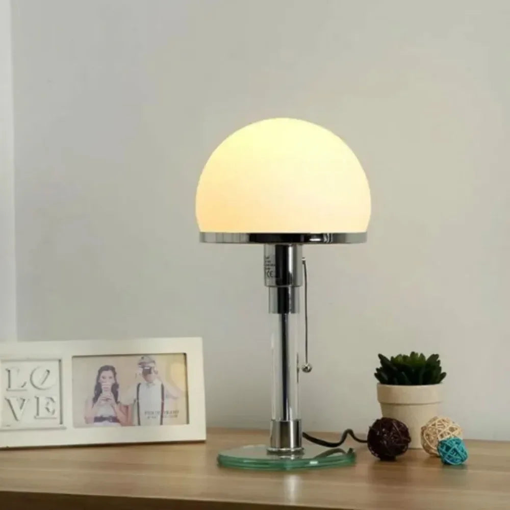 Wilora Bauhaus Glas-Tischlampe