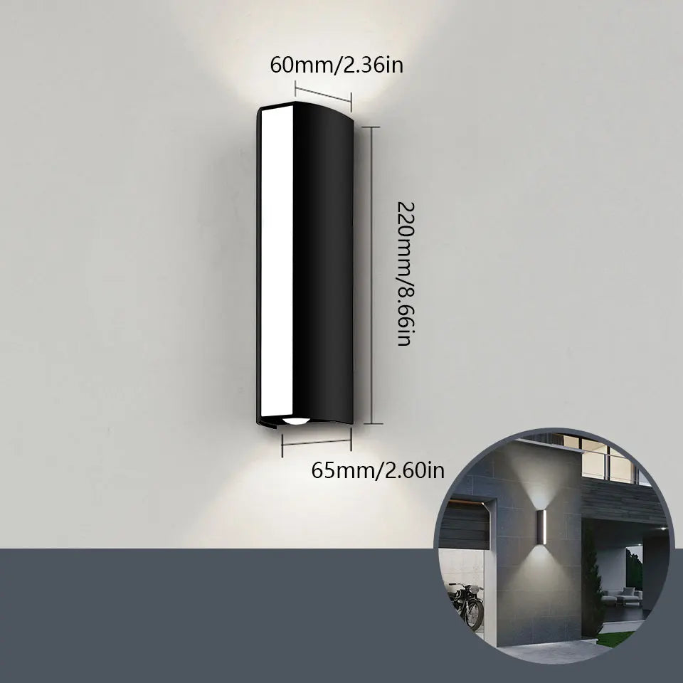 Schmale LED-Wandleuchte für den Außenbereich