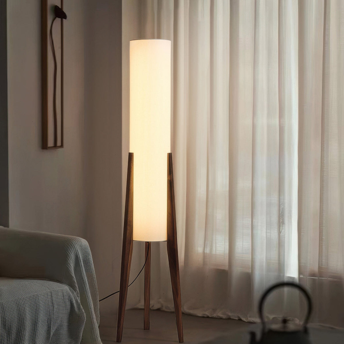 Talmoora Mid-Century Walnuss Stehleuchte für Wohnzimmer