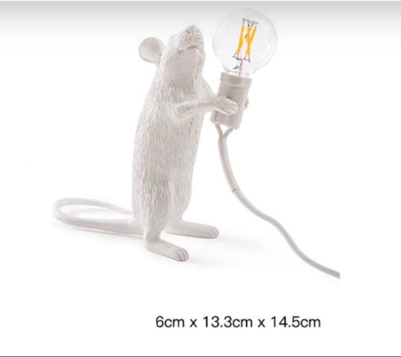 The Curious Explorer – A Playful Mouse Lamp