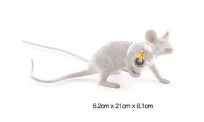 The Curious Explorer – A Playful Mouse Lamp