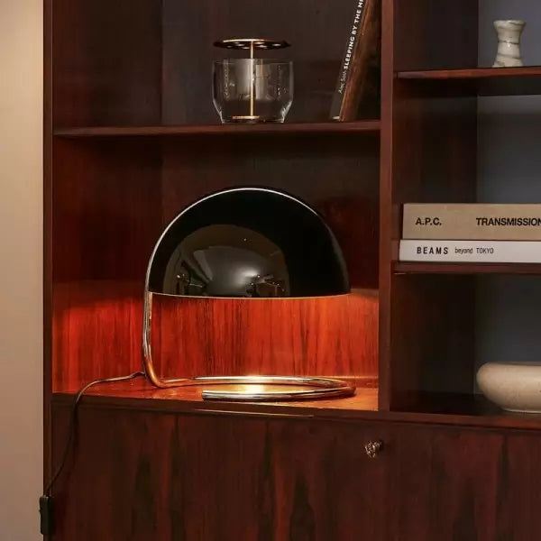 Postmoderne Tischleuchte aus Metall & Glas