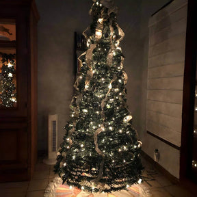 Festliche Faltdeko für Weihnachtsbaum