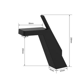 Metall-Waschtischarmatur mit modernem Design