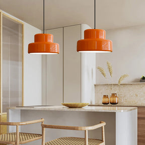 Bauhaus Pendelleuchte in Orange